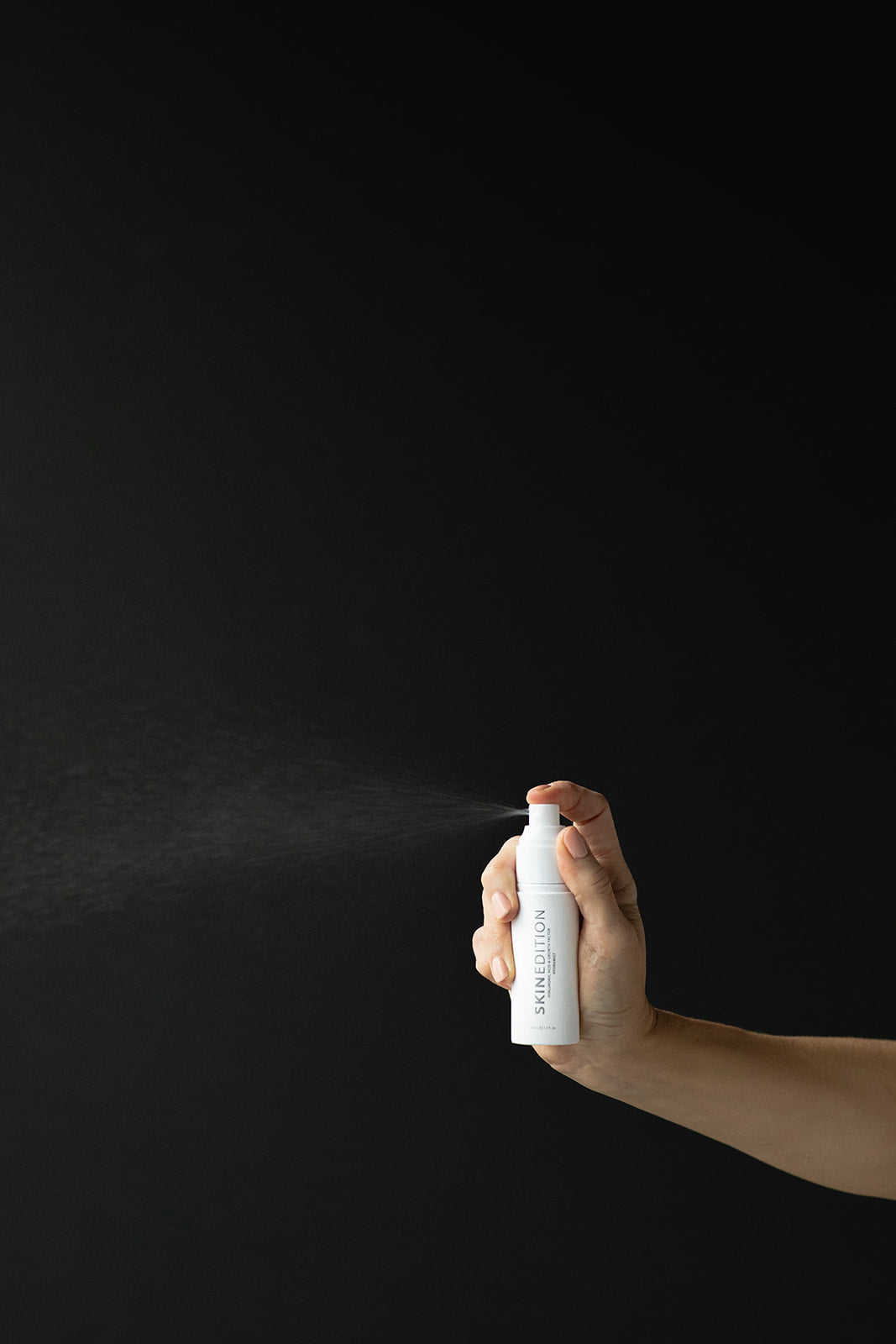 Hyaluronic Acid and Fibroblast Growth Factor HydraMist
